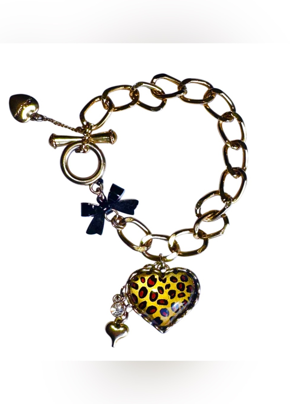 VTG- Gold Betsey Johnson Hearts & Bows Faceted Lucite Pendant Toggle Bracelet